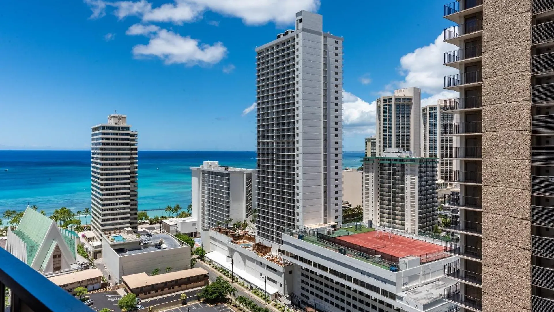 Steps To Waikiki Beach! Ocean View Condo + Free Parking Honolulu 0*,  United States